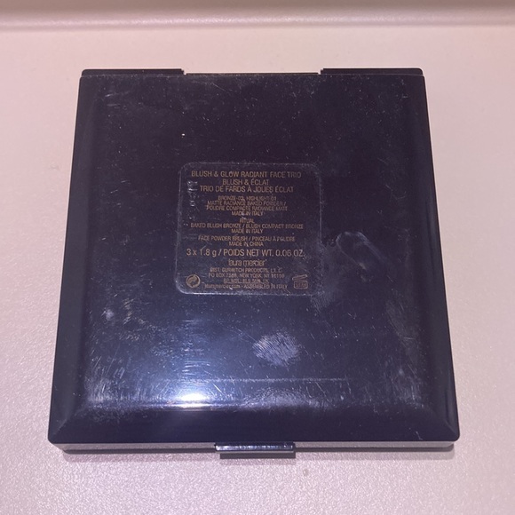 Laura Mercier Blush and Glow Radiant Face Trio - Picture 3 of 4